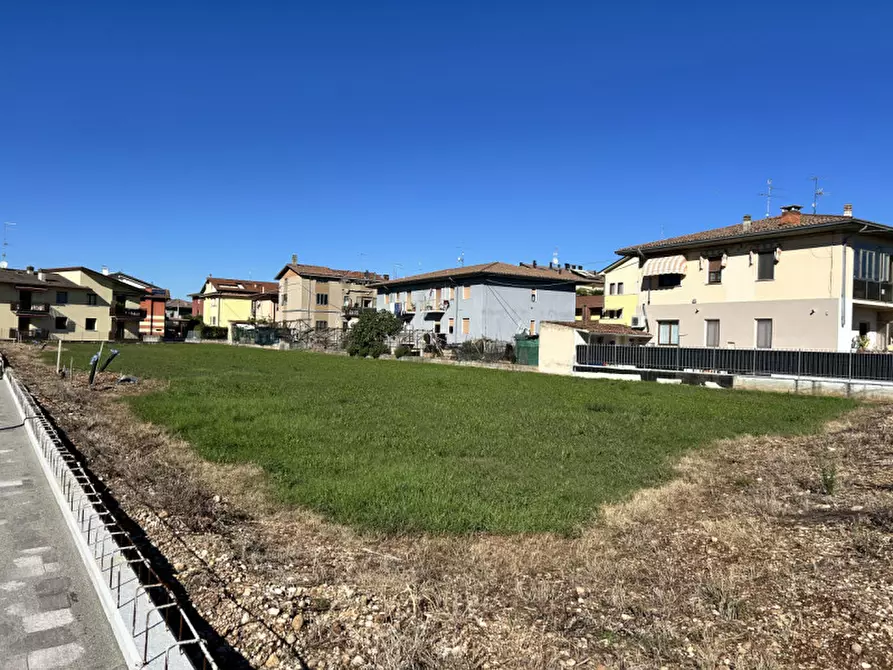 Immagine 1 di Terreno in vendita  in Via Molinara a Sona