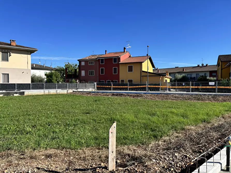 Immagine 3 di Terreno in vendita  in Via Molinara a Sona
