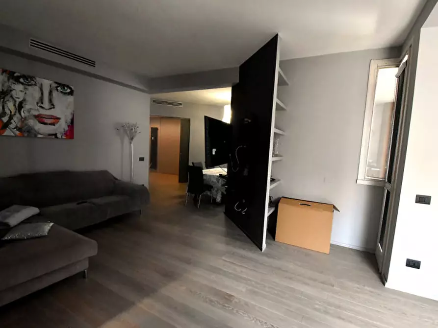 Immagine 14 di Appartamento in vendita  in Via Gian Francesco Albani a Roma