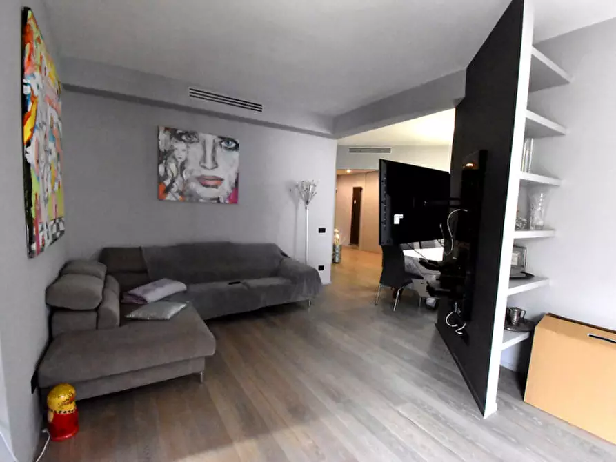 Immagine 17 di Appartamento in vendita  in Via Gian Francesco Albani a Roma