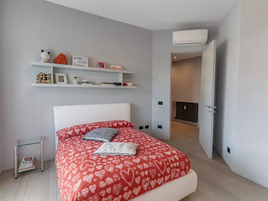 Immagine 23 di Appartamento in vendita  in Via Gian Francesco Albani a Roma