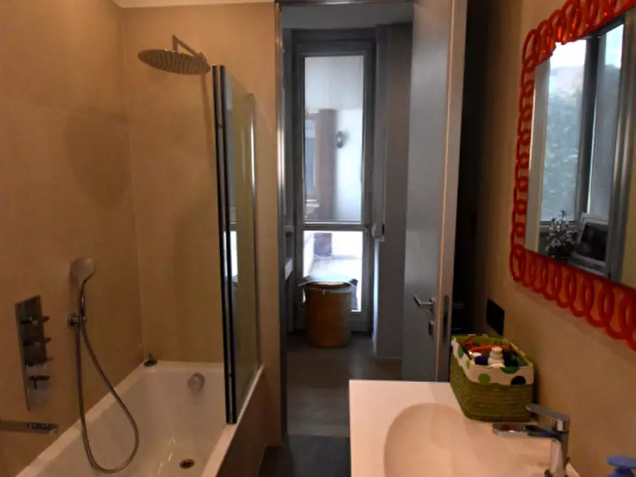 Immagine 34 di Appartamento in vendita  in Via Gian Francesco Albani a Roma