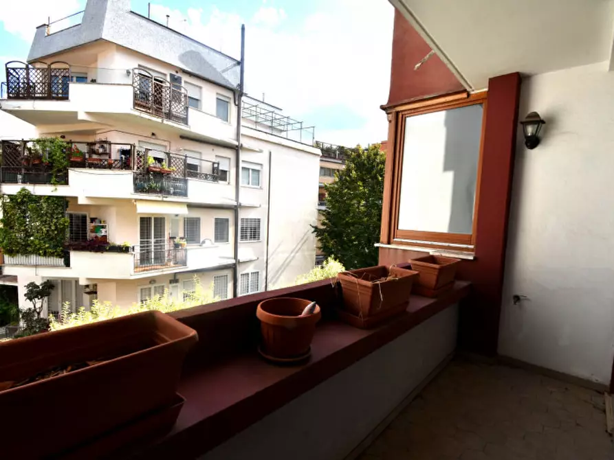 Immagine 42 di Appartamento in vendita  in Via Gian Francesco Albani a Roma