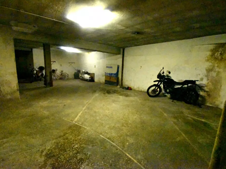 Immagine 53 di Appartamento in vendita  in Via Gian Francesco Albani a Roma