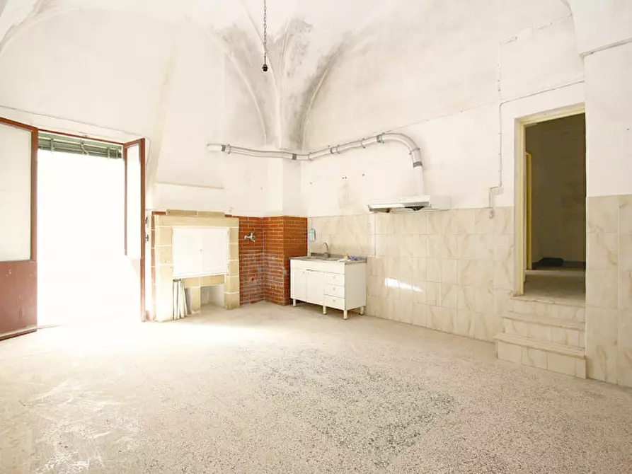 Immagine 2 di Casa indipendente in vendita  in Via Crispi 1 Parabita a Parabita