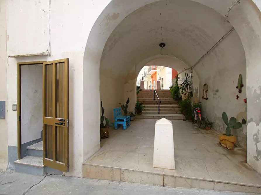 Immagine 15 di Casa indipendente in vendita  in Via Crispi 1 Parabita a Parabita