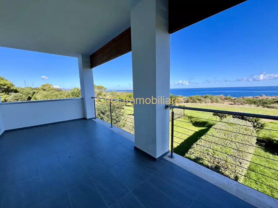 Immagine 1 di Appartamento in vendita  in Via Guglielmo Marconi a Golfo Aranci