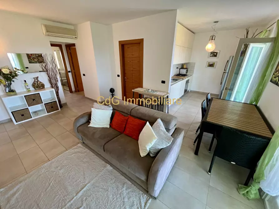 Immagine 7 di Appartamento in vendita  in Via Guglielmo Marconi a Golfo Aranci