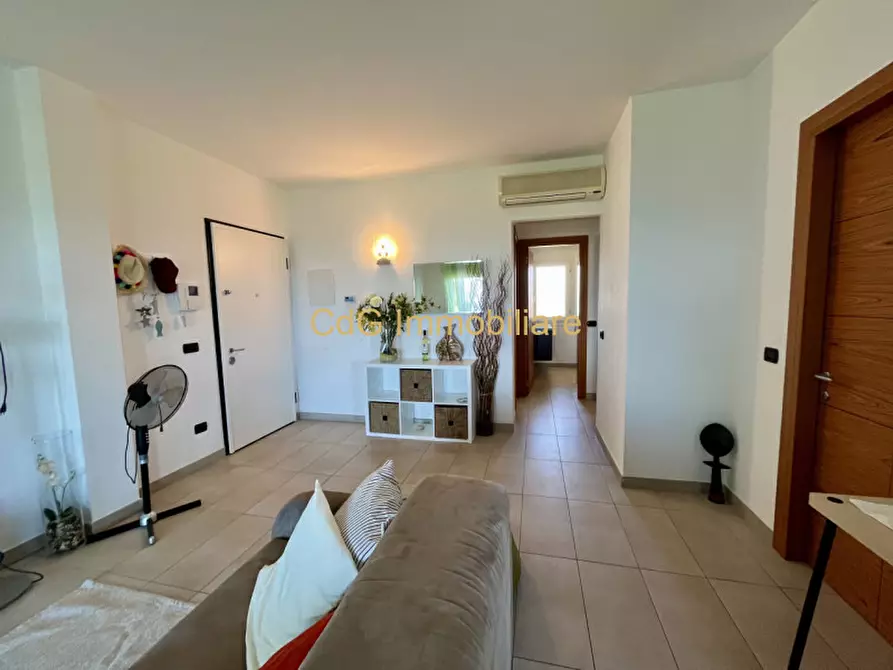 Immagine 13 di Appartamento in vendita  in Via Guglielmo Marconi a Golfo Aranci