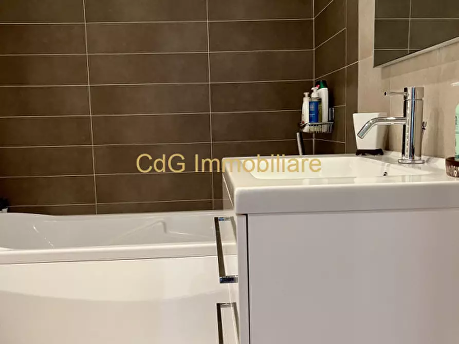 Immagine 37 di Appartamento in vendita  in Via Guglielmo Marconi a Golfo Aranci