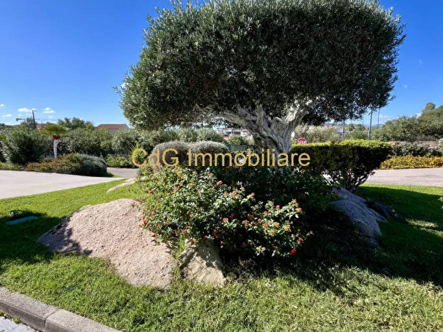 Immagine 52 di Appartamento in vendita  in Via Guglielmo Marconi a Golfo Aranci