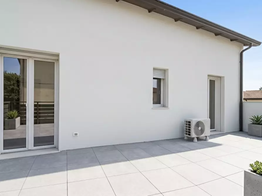 Immagine 1 di Appartamento in vendita  in Via San Zeno a Treviso