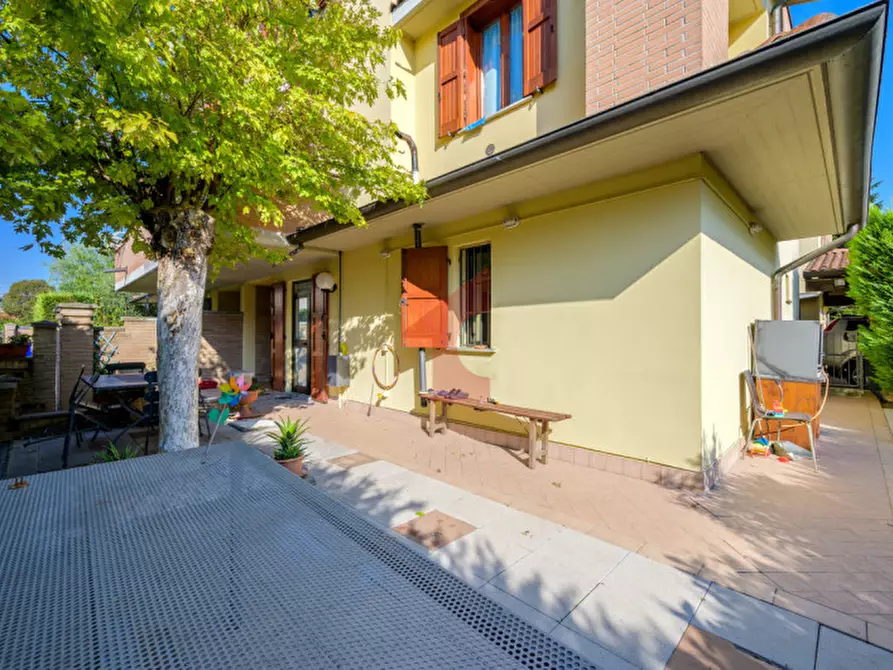 Immagine 64 di Casa bifamiliare in vendita  in Via Brigate Garibaldi 10 a Fontevivo