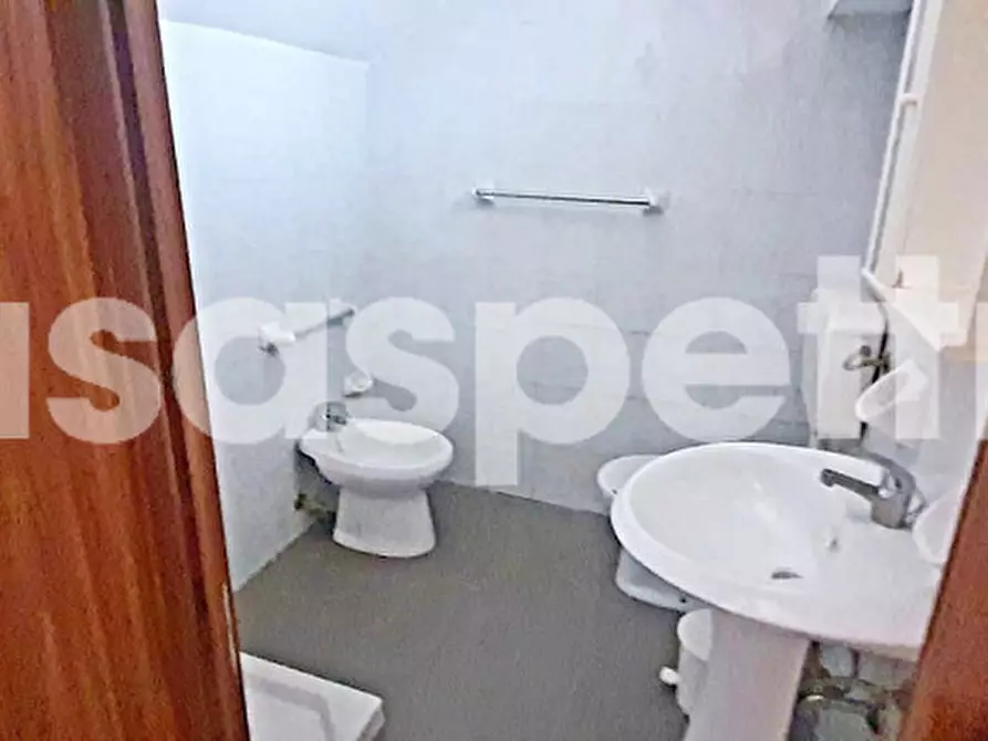 Immagine 9 di Casa indipendente in vendita  in Via Ugo Foscolo 115 a Avola