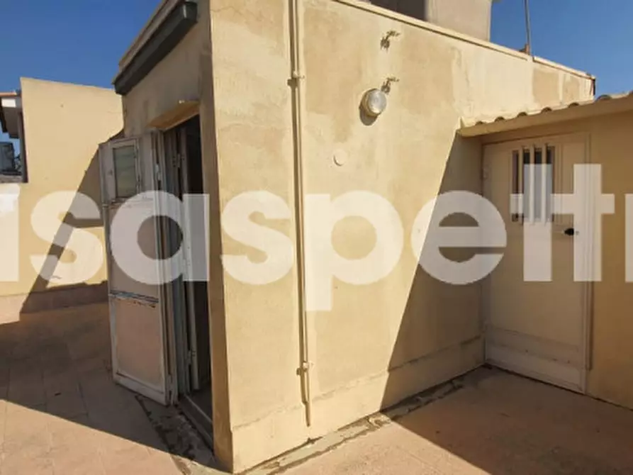 Immagine 25 di Casa indipendente in vendita  in Via Ugo Foscolo 115 a Avola