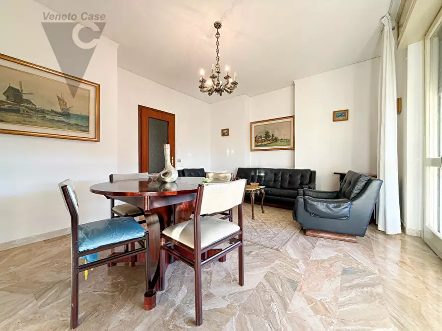 Immagine 4 di Appartamento in vendita  a Stra