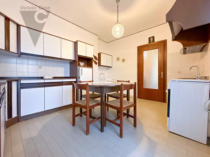 Immagine 16 di Appartamento in vendita  a Stra