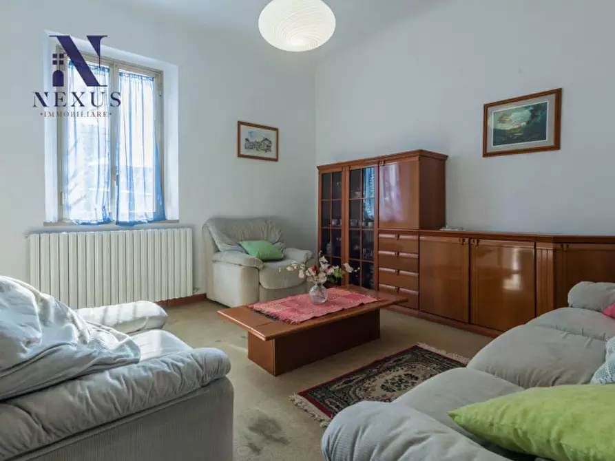 Immagine 3 di Casa indipendente in vendita  a Fano