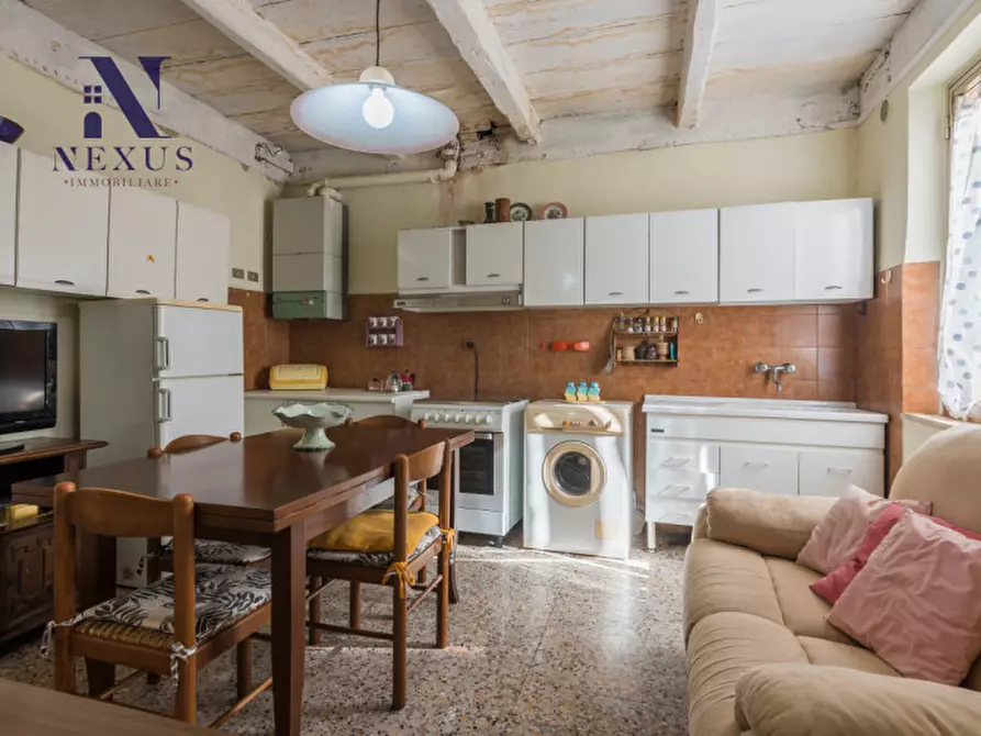 Immagine 4 di Casa indipendente in vendita  a Fano