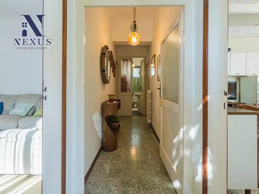 Immagine 7 di Casa indipendente in vendita  a Fano