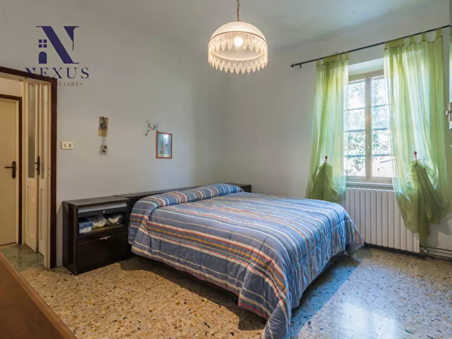 Immagine 10 di Casa indipendente in vendita  a Fano