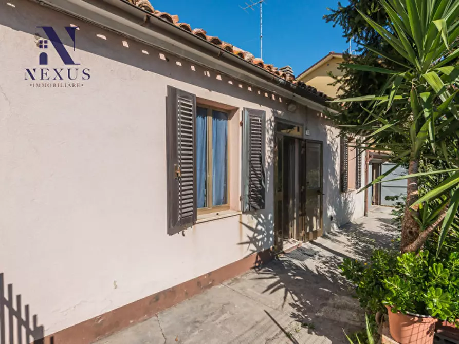 Immagine 31 di Casa indipendente in vendita  a Fano