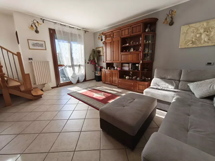 Immagine 3 di Appartamento in vendita  in VIA SCAPACCHIO 20 a Saccolongo