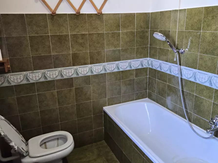 Immagine 27 di Appartamento in vendita  in Via Sporzana, 1 a Parma