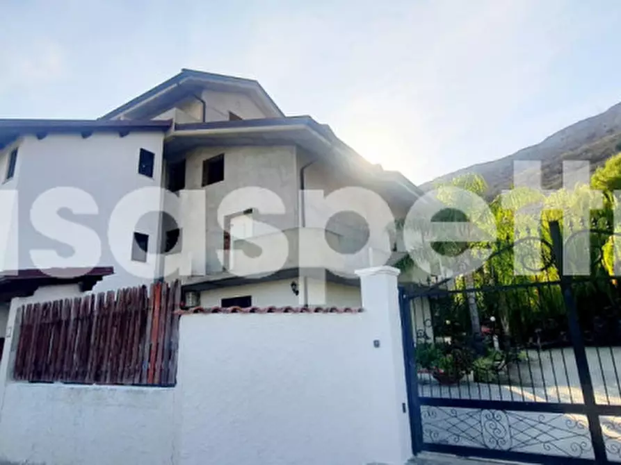 Immagine 1 di Villa in vendita  in via dei greci a Melito Di Porto Salvo