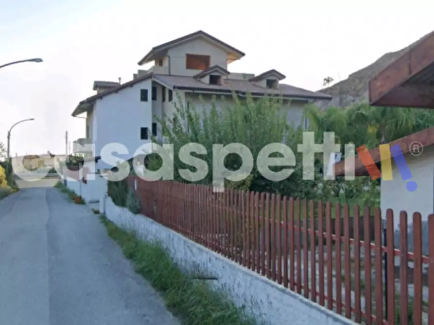 Immagine 3 di Villa in vendita  in via dei greci a Melito Di Porto Salvo