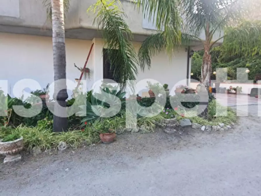 Immagine 9 di Villa in vendita  in via dei greci a Melito Di Porto Salvo