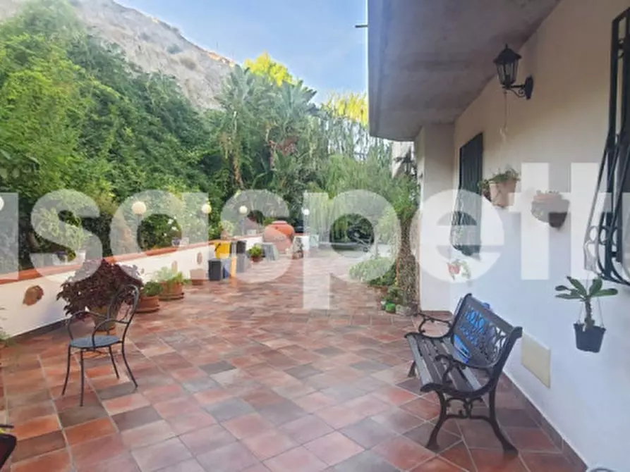 Immagine 19 di Villa in vendita  in via dei greci a Melito Di Porto Salvo