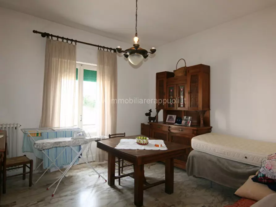 Immagine 7 di Casa indipendente in vendita  a Lucignano