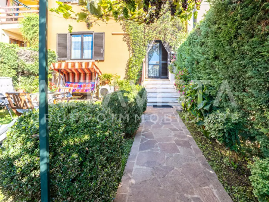 Immagine 3 di Villetta a schiera in vendita  in Via Fratelli Kennedy a Rezzato