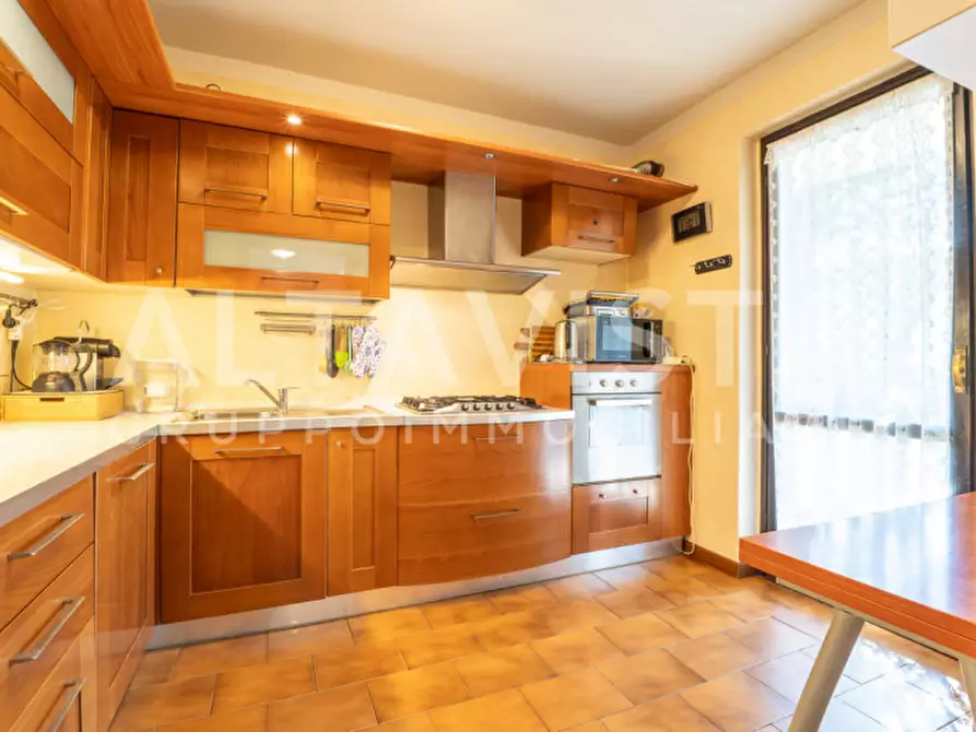 Immagine 25 di Villetta a schiera in vendita  in Via Fratelli Kennedy a Rezzato