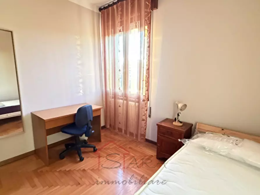 Immagine 2 di Camera in affitto  in Via Marco Guazzo 4 a Padova