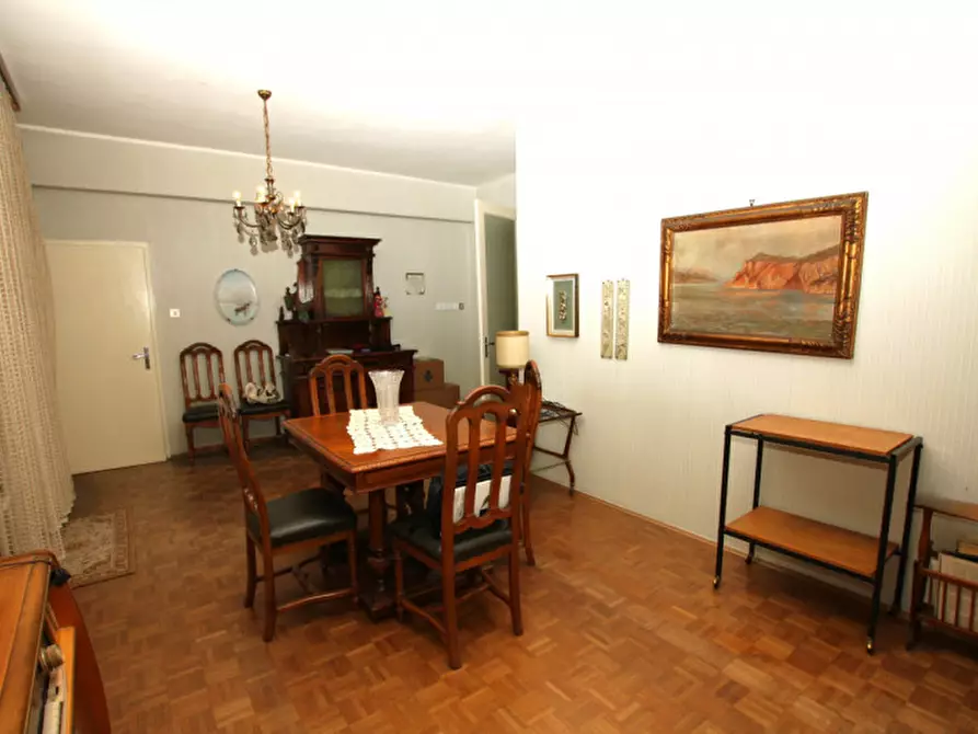 Immagine 3 di Appartamento in vendita  in Via Galizia - Galizienstraße a Laives .Leifers.