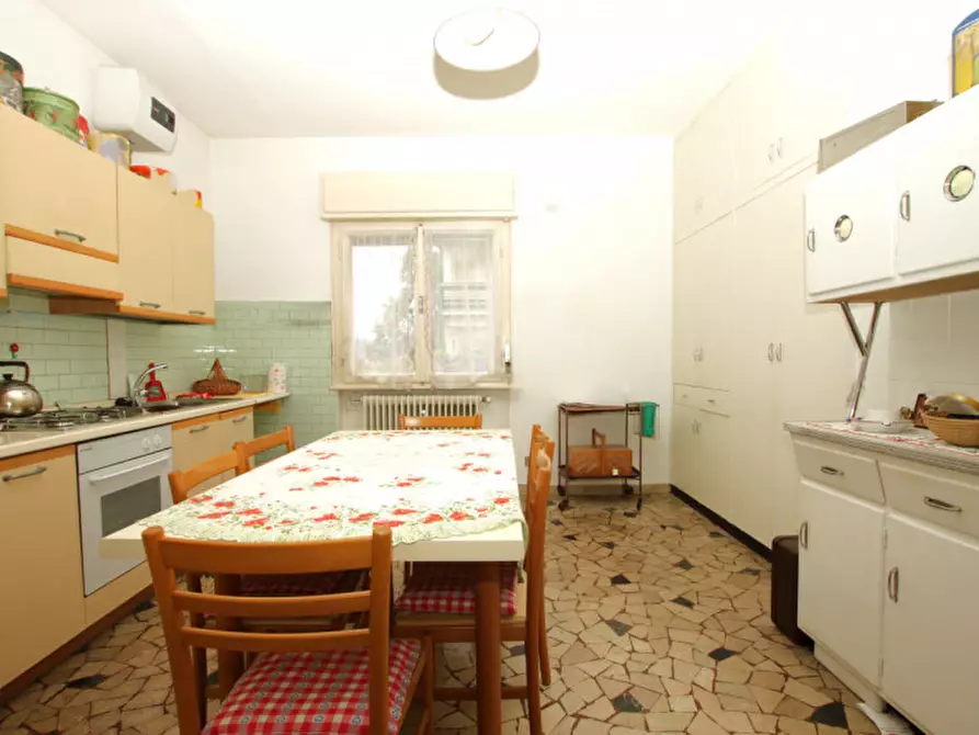 Immagine 11 di Appartamento in vendita  in Via Galizia - Galizienstraße a Laives .Leifers.