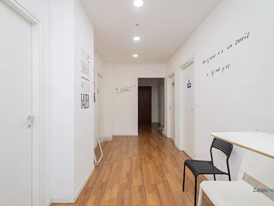 Immagine 5 di Camera in affitto  in Via Felice Casati a Milano