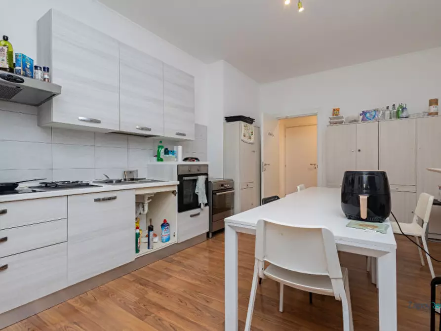 Immagine 12 di Camera in affitto  in Via Felice Casati a Milano