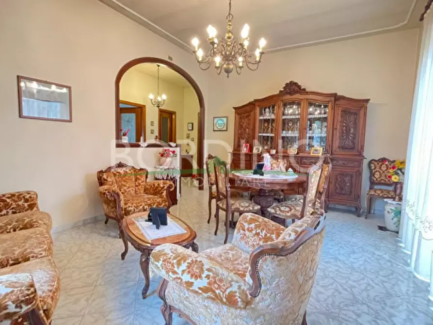 Immagine 7 di Villa in vendita  in Via Quattro Novembre snc a Castagnito