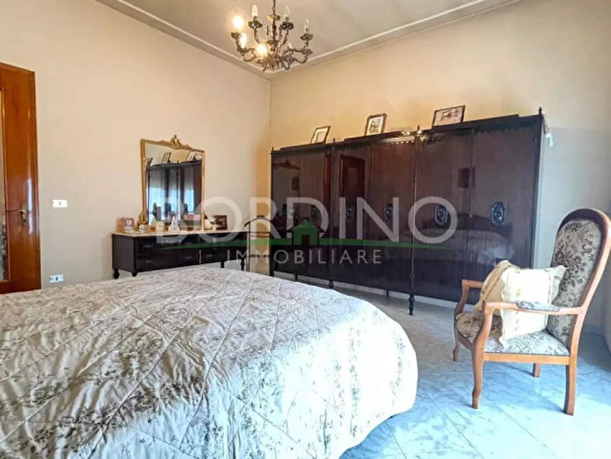 Immagine 17 di Villa in vendita  in Via Quattro Novembre snc a Castagnito