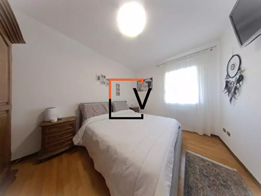 Immagine 9 di Villetta a schiera in vendita  in via Roma a Casier