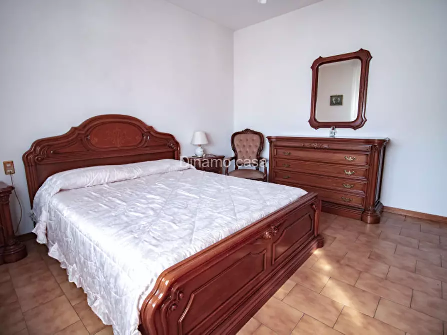 Immagine 5 di Appartamento in vendita  a Carmignano