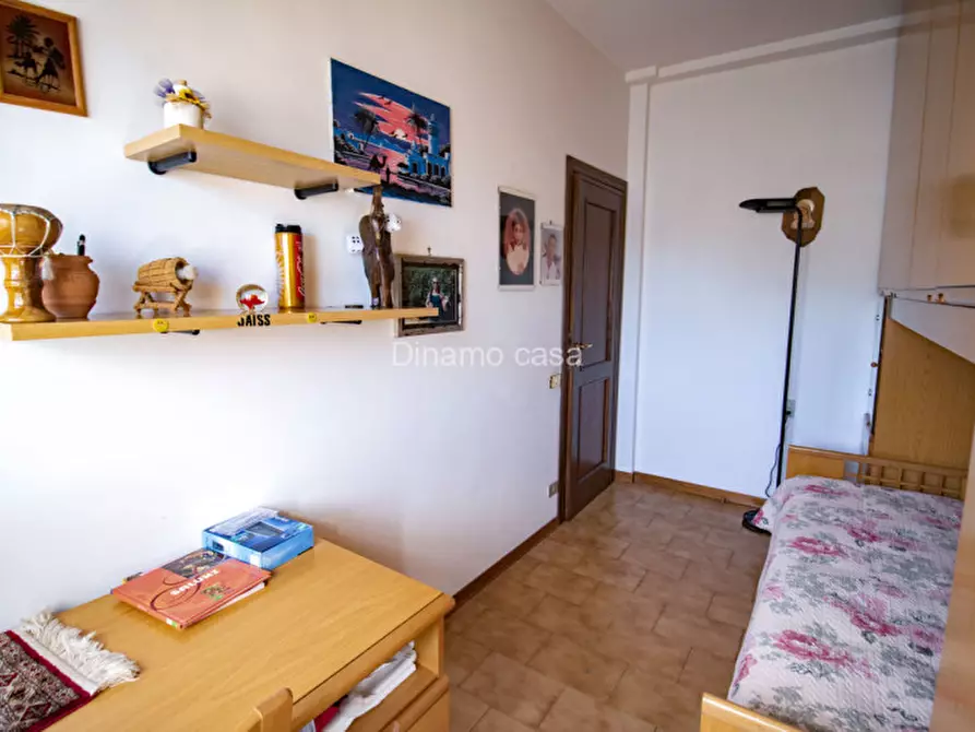 Immagine 13 di Appartamento in vendita  a Carmignano