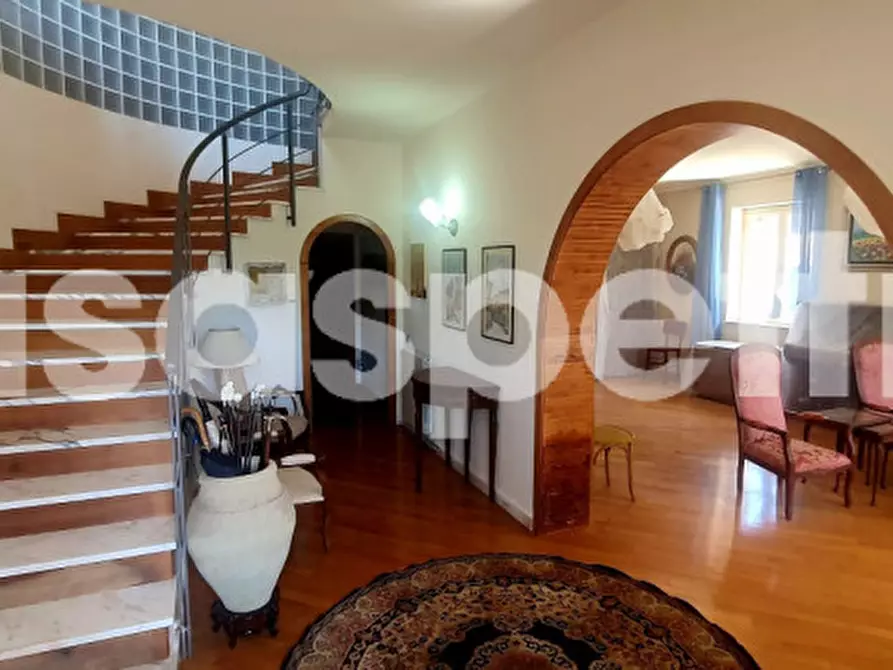 Immagine 2 di Villa in vendita  in Via Gela a Siracusa