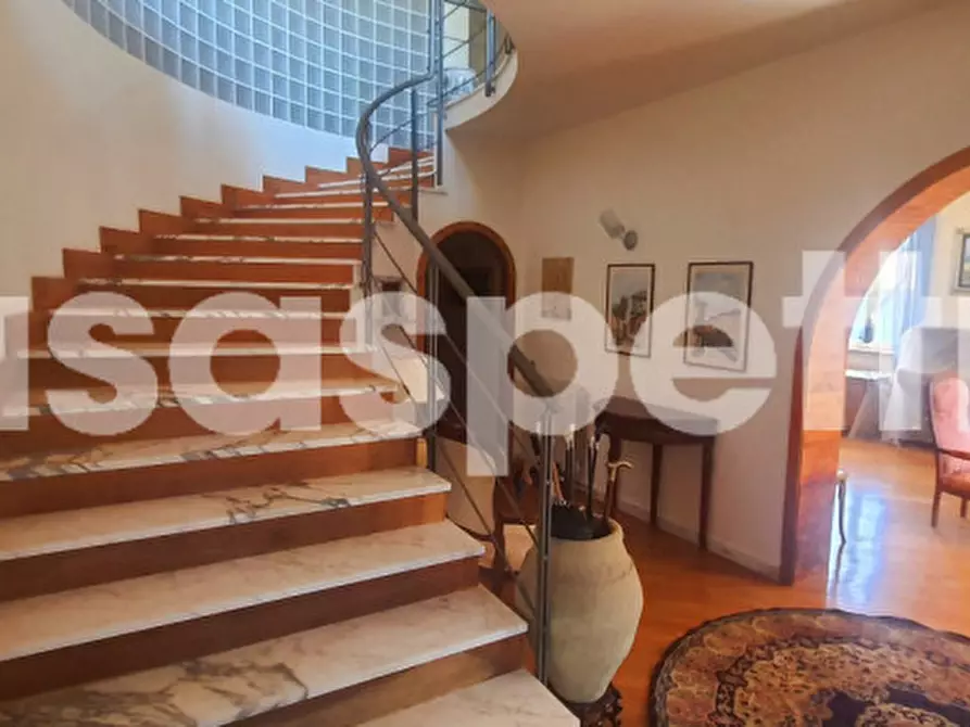 Immagine 5 di Villa in vendita  in Via Gela a Siracusa