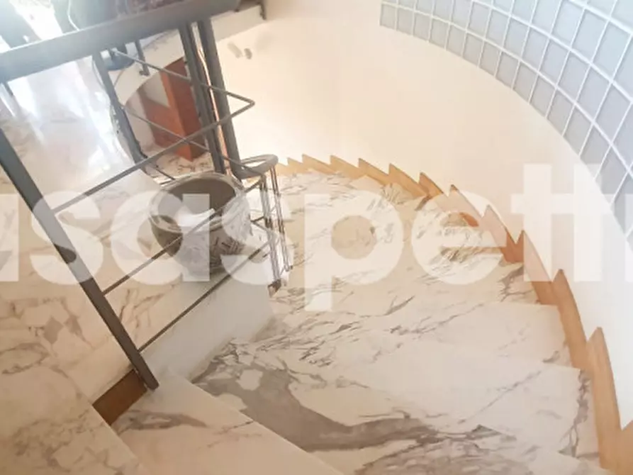 Immagine 9 di Villa in vendita  in Via Gela a Siracusa