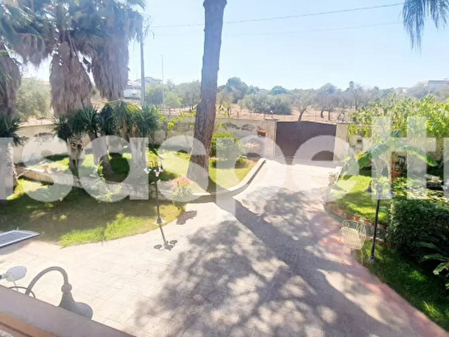 Immagine 22 di Villa in vendita  in Via Gela a Siracusa