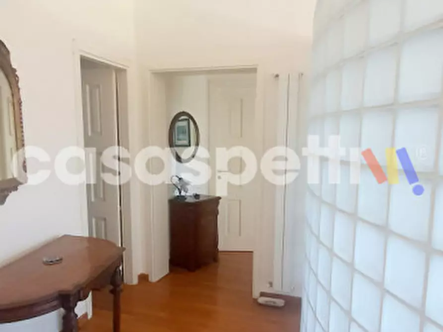 Immagine 27 di Villa in vendita  in Via Gela a Siracusa